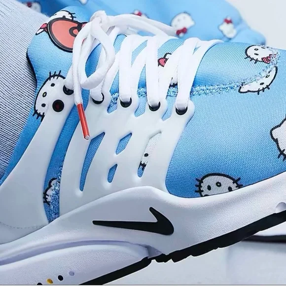 Nike X Hello Kitty Presto (2022) - Picture 2 of 3
